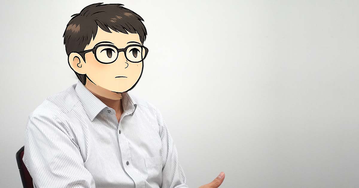 真剣な顔で話す霞が関さん(顔は真剣な表情のイラストでマスクしています)