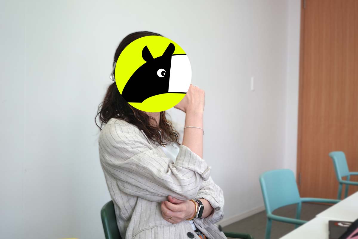 Nバクさんの横からの写真。